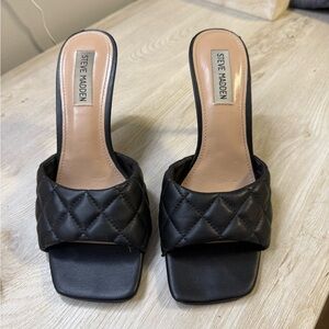 Steve Madden Black Signify Quilted Leather Heels size 8.5